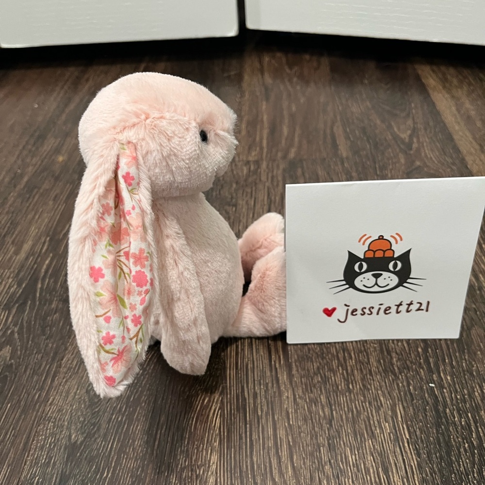 Jellycat Blossom Blush Bunny 'Cherry' SMALL 
100%Authentic NWT US SHIP - Picture 4 of 5